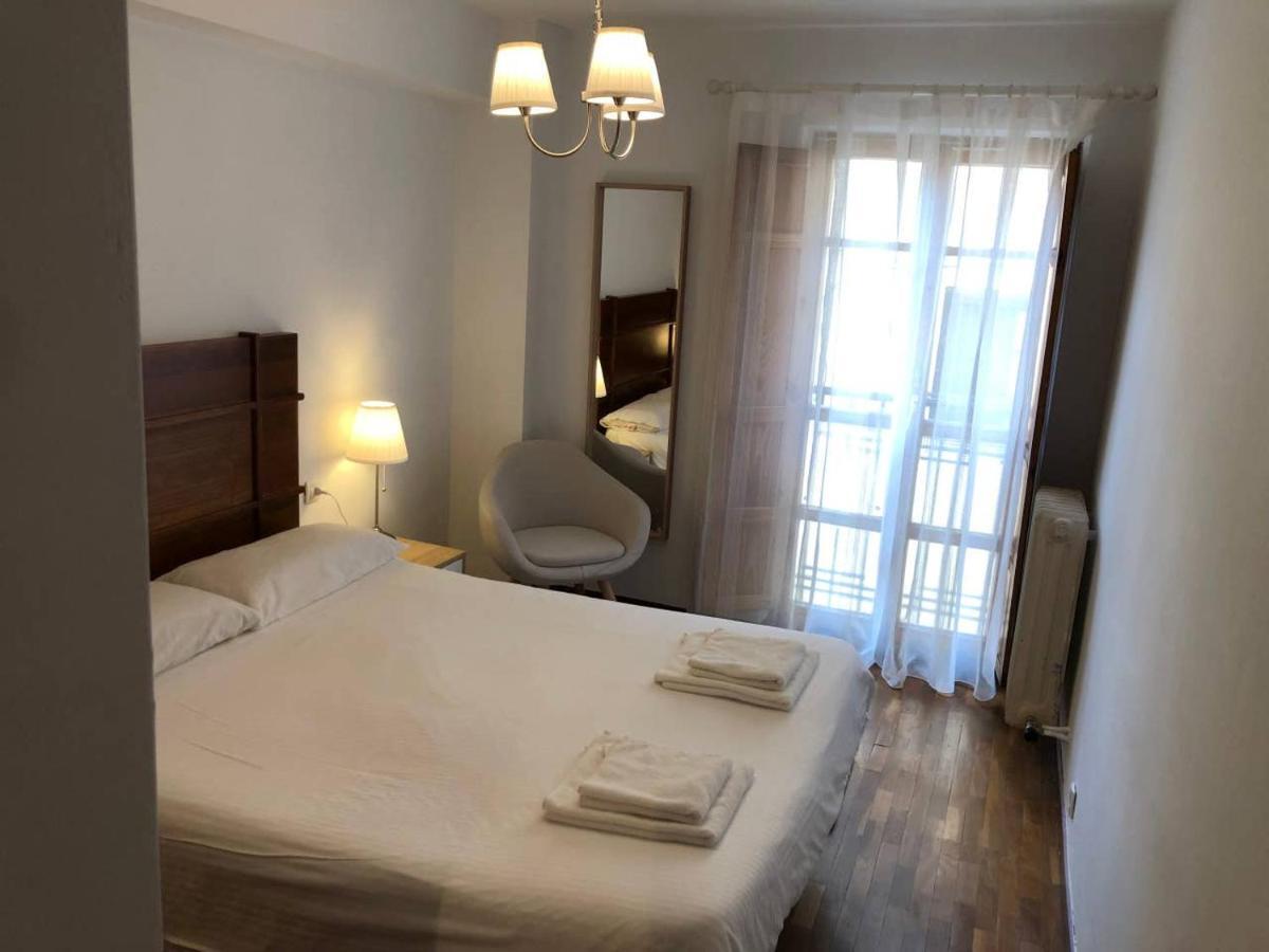 Apartamento Mulhacín Apartamento León Exterior foto
